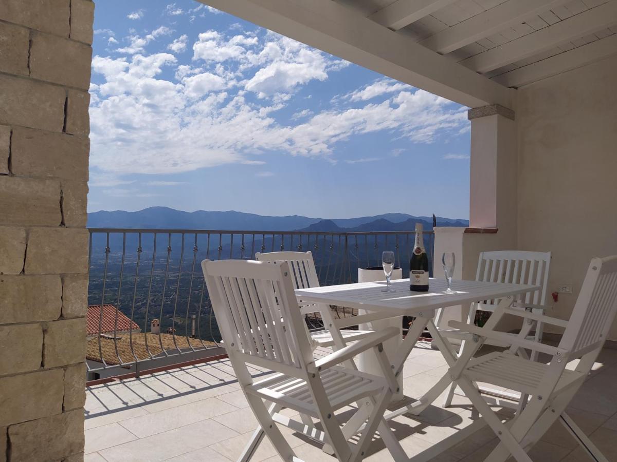 Appartamento La Terrazza Баунеї Екстер'єр фото